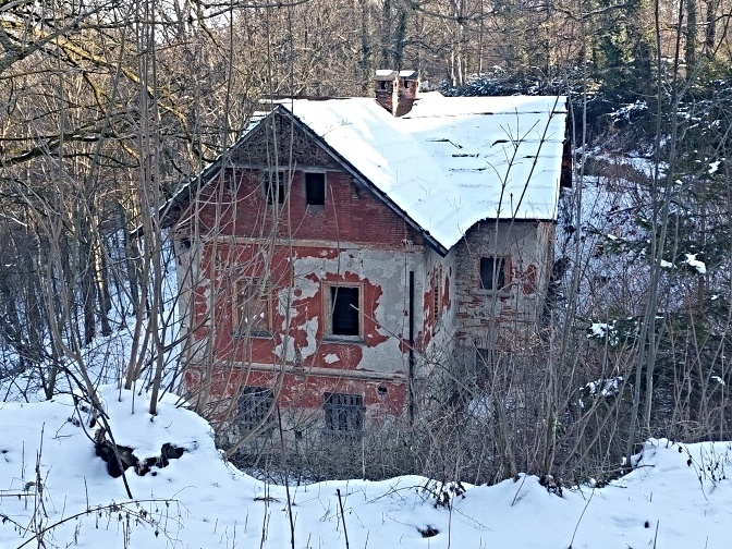 09_Bývalá výletní restaurace Hájenka, škoda jí...