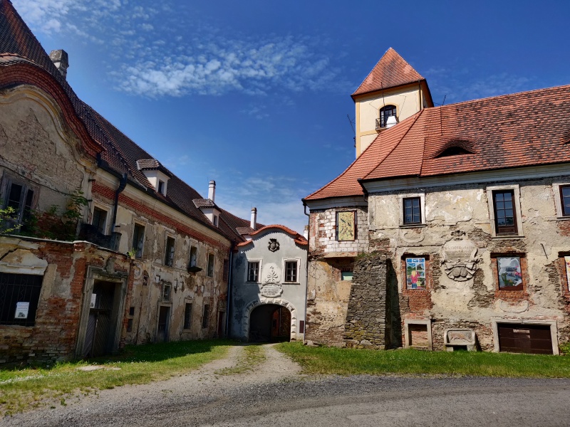 33_Bývalý zámek Poběžovice na jehož zkáze se značným způsobem podílela i Pohraniční stráž Československé republiky